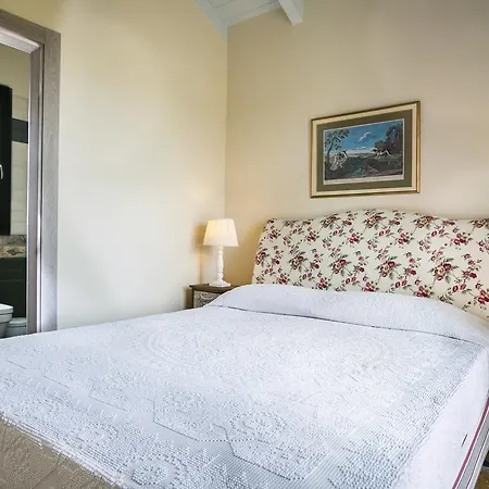 Pleiades Luxury سفوروناتا